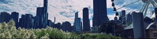 Cityscape of Chicago's Navy Pier